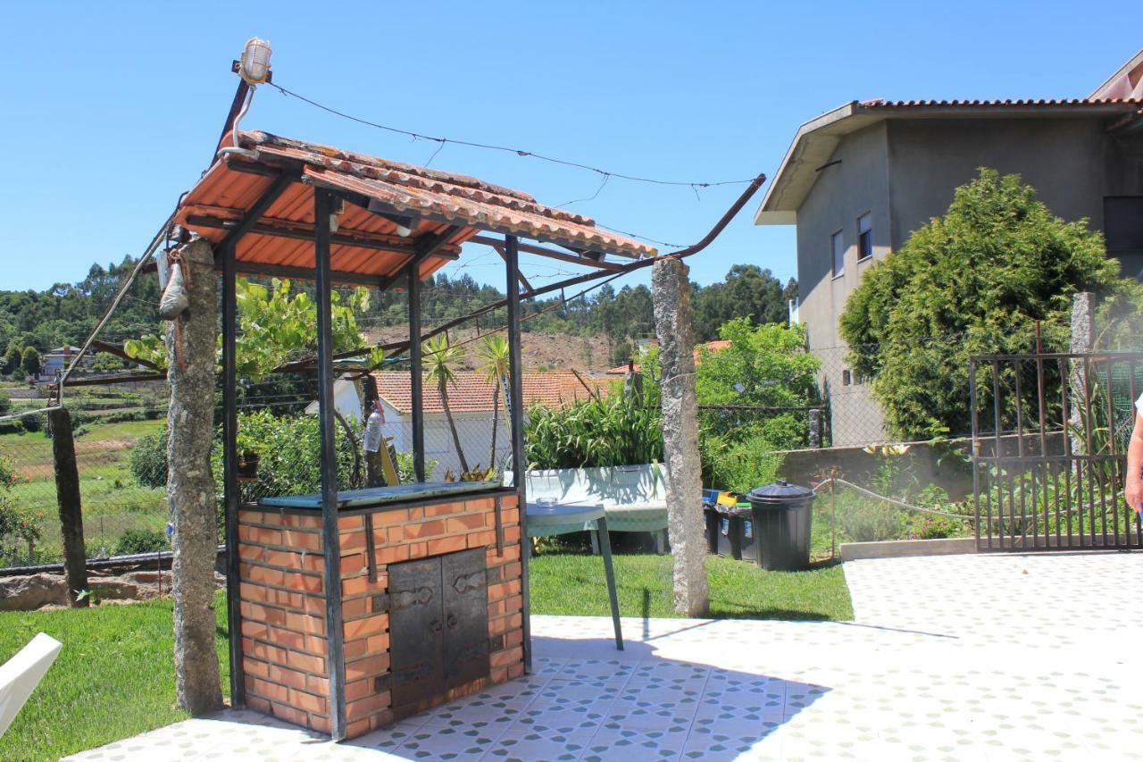 Villa Vivenda Mendes Outeiro  Exterior foto
